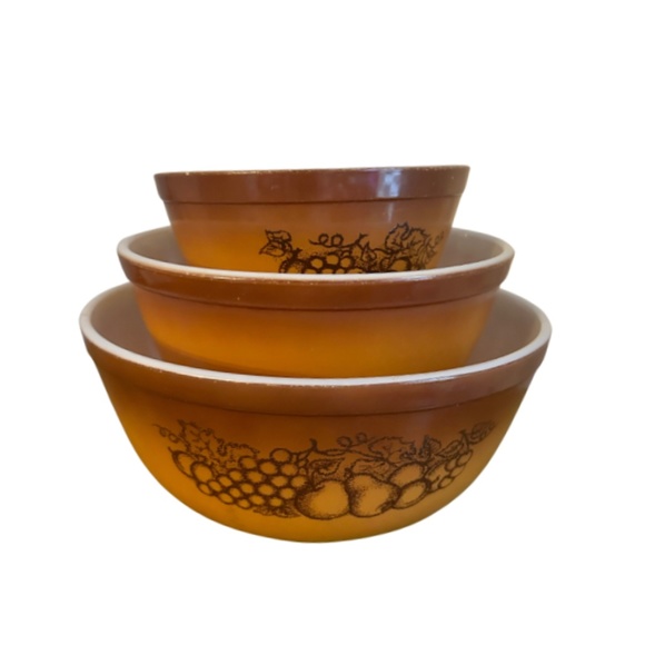 Pyrex Old Orchard 3 Piece Mixing Nesting Bowls - Picture 1 of 6